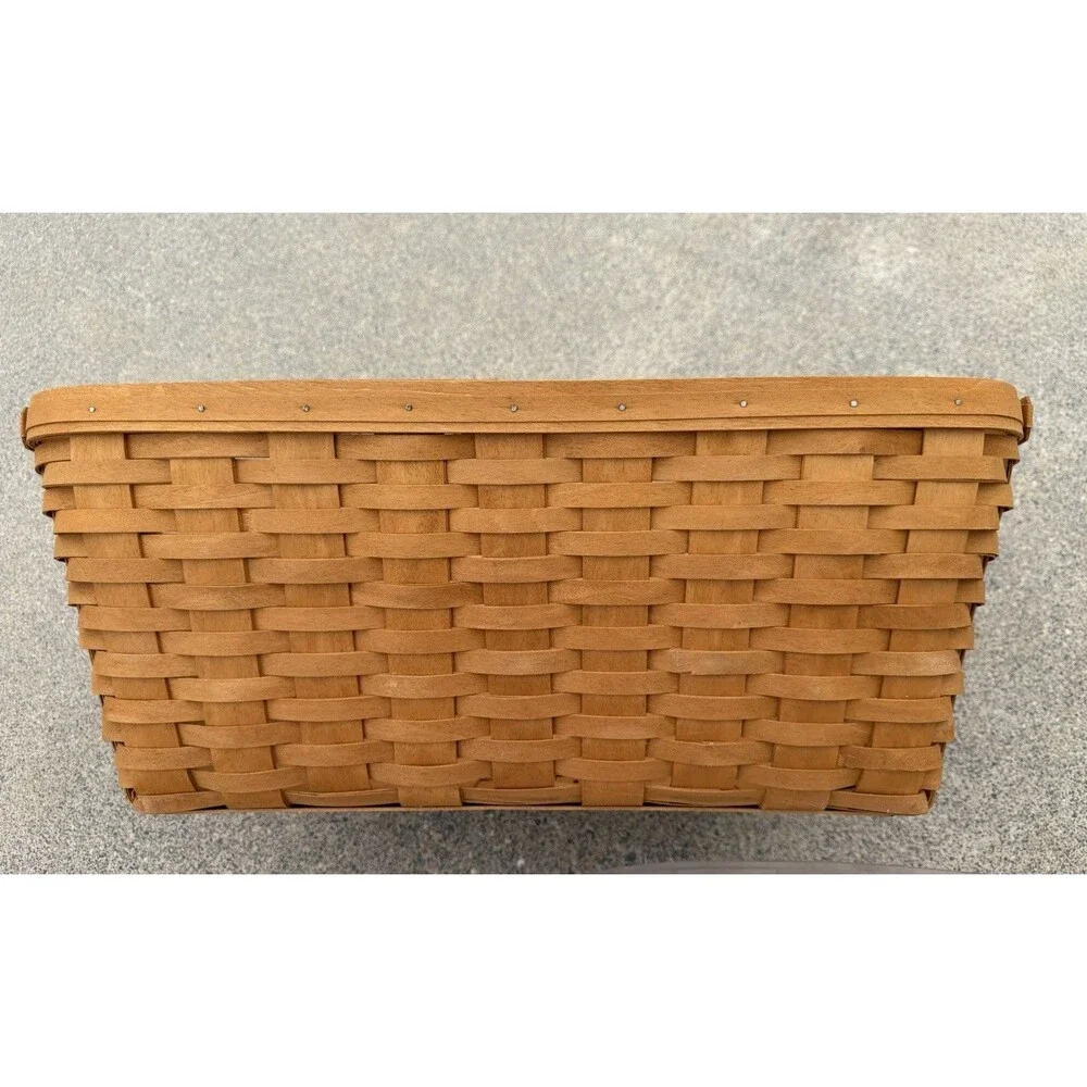 Longaberger 1996 Traditional Red Fabric Plastic Insert Laundry Basket VTG Large